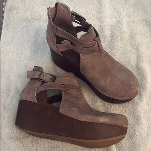 Women's Brown Wedge Shoes